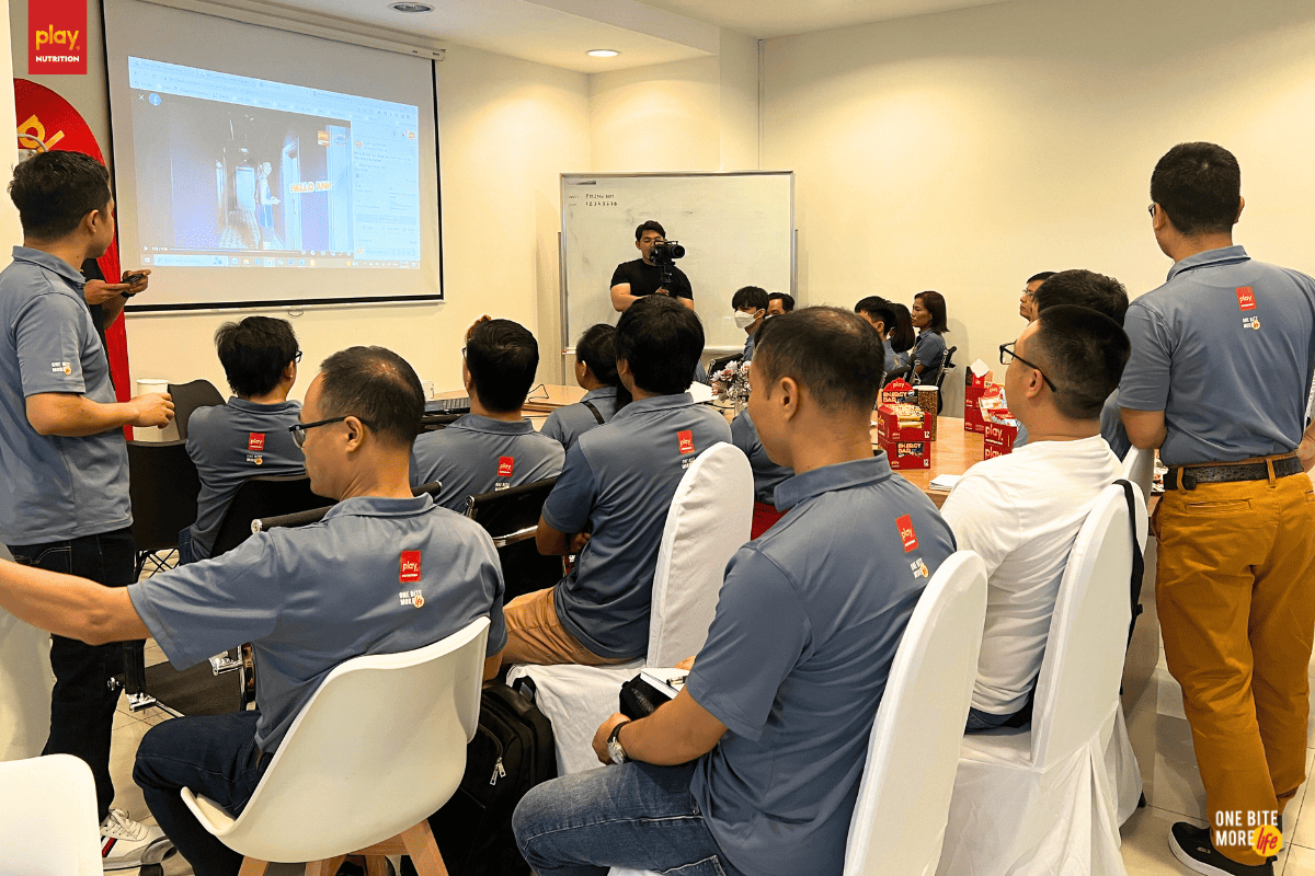PLAY Nutrition cũng thường xuyên tổ chức các hoạt dộng training & bonding nhằm gắn kết cũng như nâng cao kĩ năng cho các bạn PLAYers - Ảnh: PLAY Nutrition